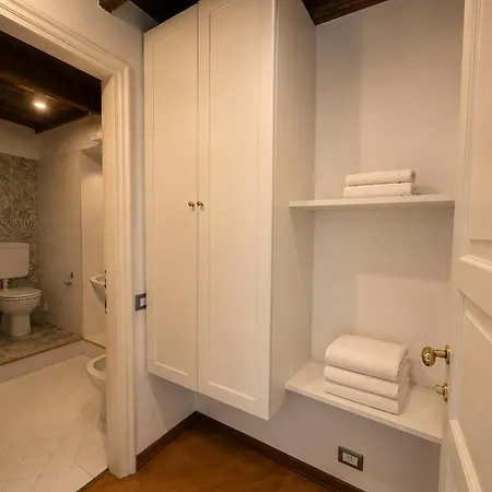 Al Castello Bed and Breakfast 3*